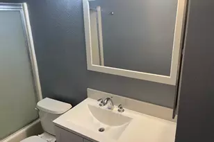 1647 Moffett Rd, Ceres, CA 95307 - Photo 9