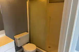 1647 Moffett Rd, Ceres, CA 95307 - Photo 11