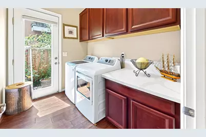 10169 Brenna Way, Elk Grove, CA 95757 - Photo 15