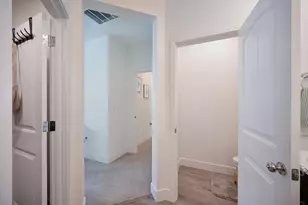 5301 E Commerce Way, Sacramento, CA 95835 - Photo 37