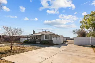 6228 Fowler Ave, Sacramento, CA 95828 - Photo 17