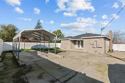 6228 Fowler Avenue, Sacramento, CA 95828 - Photo 15