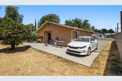 1949 Sunset Avenue, Stockton, CA 95205 - Photo 81