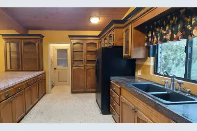 1041 Ruth Avenue, Yuba City, CA 95993 - Photo 19