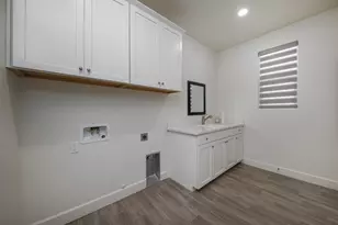 10933 Monomoy Wy, Stockton, CA 95219 - Photo 29