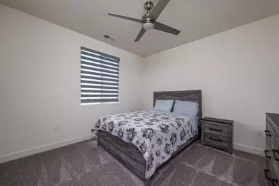 10933 Monomoy Way, Stockton, CA 95219 - Photo 37