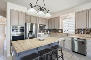 2924 Chateau Montelena Way, Sacramento, CA 95834 - Photo 11