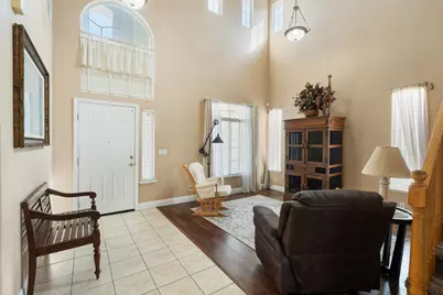 2924 Chateau Montelena Way, Sacramento, CA 95834 - Photo 5