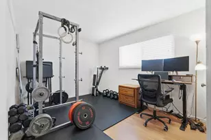 8039 Glen Valley Cir, Citrus Heights, CA 95610 - Photo 15