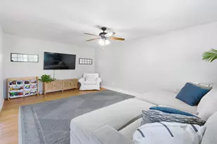 8039 Glen Valley Cir, Citrus Heights, CA 95610 - Photo 7