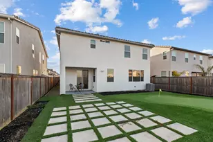 10443 Peterborough Wy, Elk Grove, CA 95757 - Photo 21