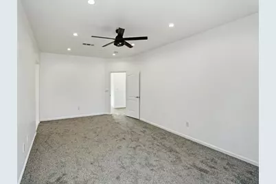 9100 Lakemont Drive, Elk Grove, CA 95624 - Photo 21