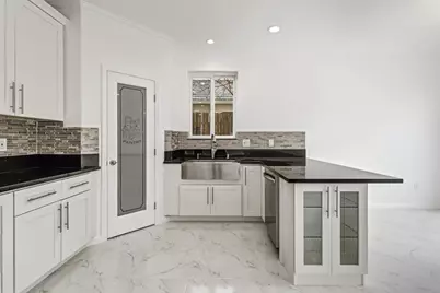 9100 Lakemont Drive, Elk Grove, CA 95624 - Photo 15