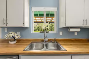 17591 Foxtail Dr, Penn Valley, CA 95946 - Photo 13