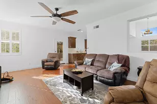 5215 Fawn Crossing Way, Antelope, CA 95843 - Photo 19