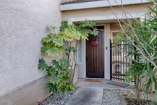 5215 Fawn Crossing Way, Antelope, CA 95843 - Photo 3