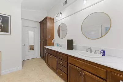 5215 Fawn Crossing Way, Antelope, CA 95843 - Photo 27