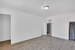 2611 Alhambra Blvd, Sacramento, CA 95817 - Photo 29