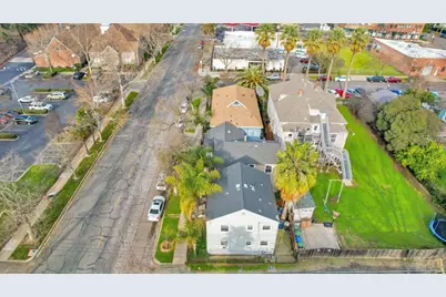 2611 Alhambra Boulevard, Sacramento, CA 95817 - Photo 15