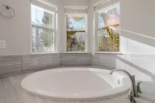 4 Marina Blue Ct, Sacramento, CA 95831 - Photo 9