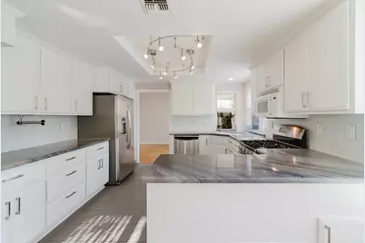 4 Marina Blue Court, Sacramento, CA 95831 - Photo 3