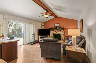 7395 Patero Cir, Sacramento, CA 95823 - Photo 17