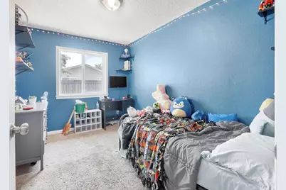 143 W Woodland Avenue, Woodland, CA 95695 - Photo 13