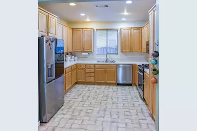 200 Dragonfly Circle, Sacramento, CA 95834 - Photo 5