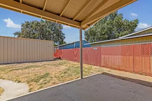 1320 Aurora St, Modesto, CA 95351 - Photo 17