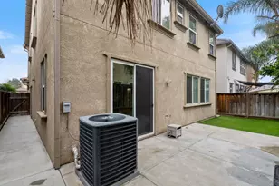 274 Crescent Moon Dr, Lathrop, CA 95330 - Photo 33