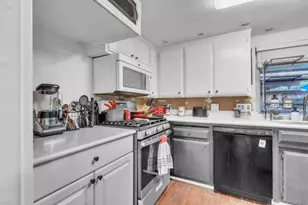 6064 Via Casitas, Carmichael, CA 95608 - Photo 9