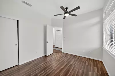 8487 Zinnia Way, Elk Grove, CA 95624 - Photo 23