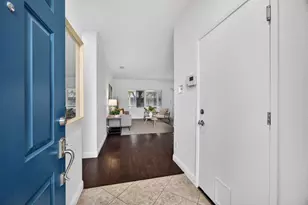 8487 Zinnia Way, Elk Grove, CA 95624 - Photo 5