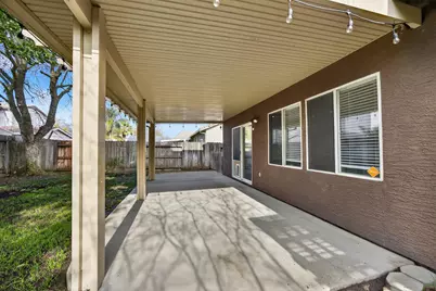 8487 Zinnia Way, Elk Grove, CA 95624 - Photo 41