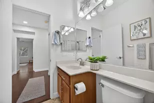 8487 Zinnia Way, Elk Grove, CA 95624 - Photo 21