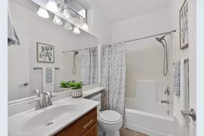 8487 Zinnia Way, Elk Grove, CA 95624 - Photo 19