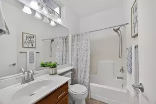 8487 Zinnia Way, Elk Grove, CA 95624 - Photo 19