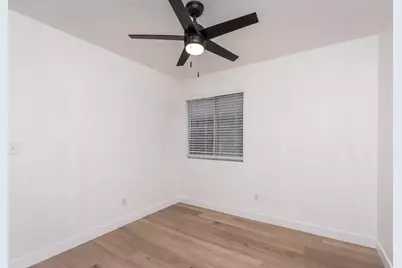 8556 Travary Way, Antelope, CA 95843 - Photo 21