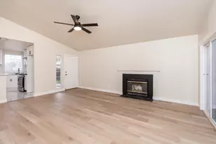 8556 Travary Way, Antelope, CA 95843 - Photo 9