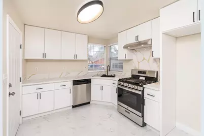 8556 Travary Way, Antelope, CA 95843 - Photo 17