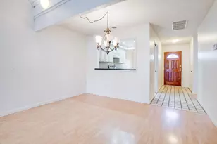 6023 Montgomery Corner, San Jose, CA 95135 - Photo 5
