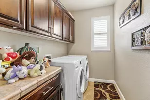 8301 Sienna Sand Dr, Sacramento, CA 95829 - Photo 31