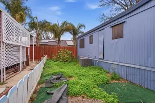 E Las Palmas Ave, Patterson, CA 95363 - Photo 15