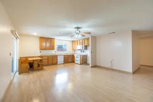 8704 Pacific Hills Way, Sacramento, CA 95828 - Photo 9