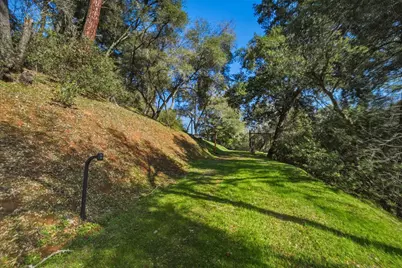 11 Upton Road, Somerset, CA 95684 - Photo 17