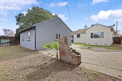 1543 Oxford Way, Stockton, CA 95204 - Photo 29