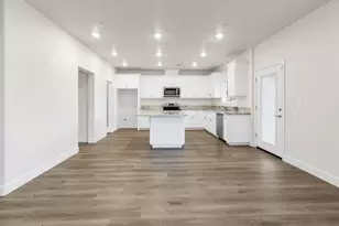 2955 Capella Dr, Merced, CA 95341 - Photo 5