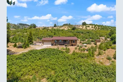 8009 Spring Valley Road, Pollock Pines, CA 95726 - Photo 31