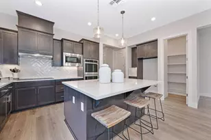 2097 Pogonia St, Roseville, CA 95747 - Photo 3