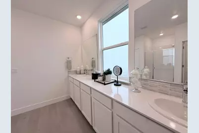 10045 Pixley Court, Roseville, CA 95747 - Photo 13